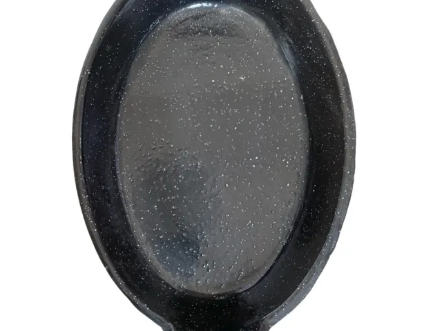 Cast Iron Oval Serving / Frying Pan